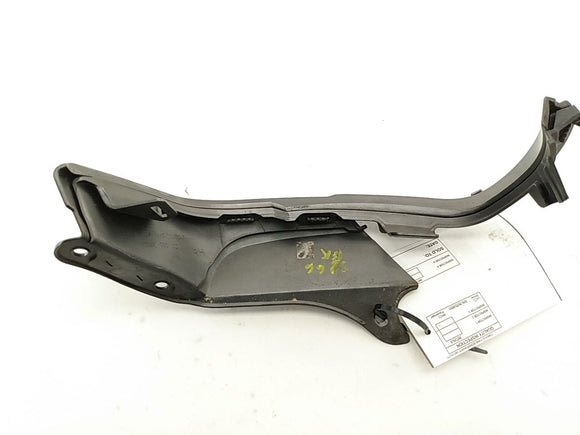 BMW Z4 Right Rear Tail Light Bezel