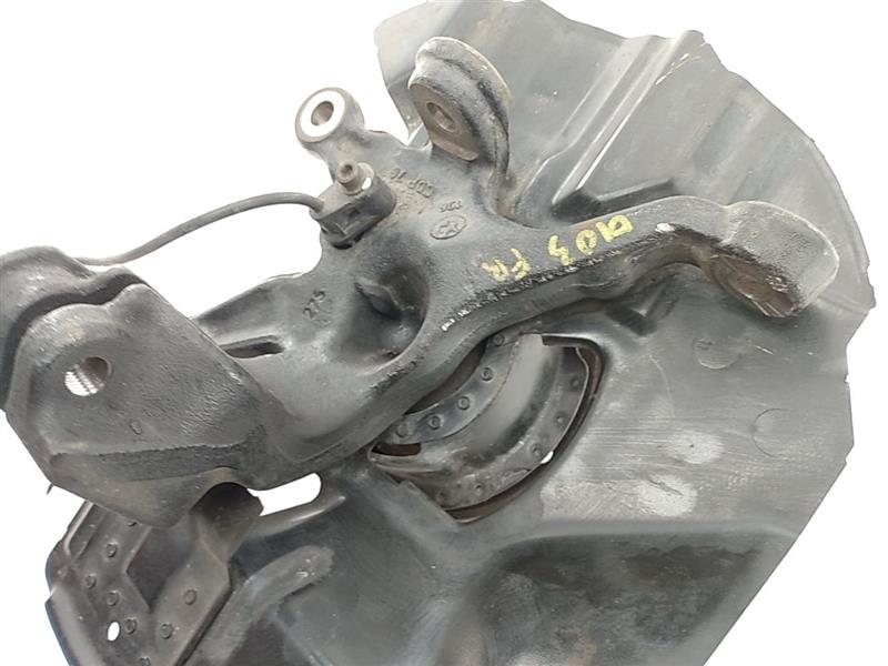 BMW Z4 Front Right Knuckle & Bearing Assembly