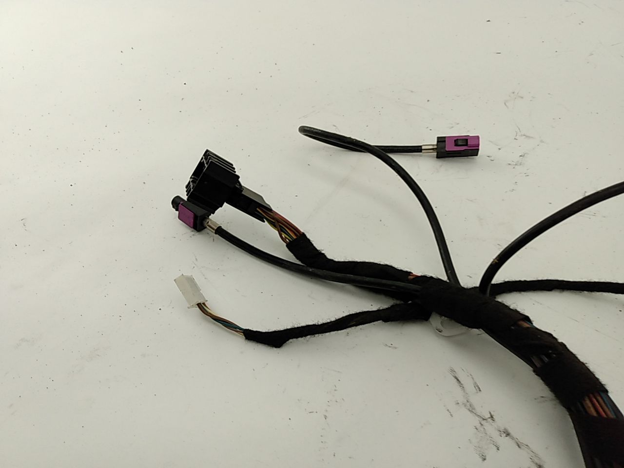 BMW Z4 Trunk Wire Harness