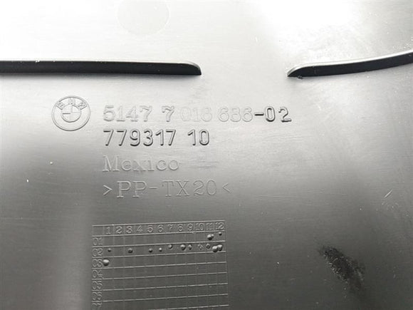 BMW Z4 Rear Right Tail Light Bulb Cover