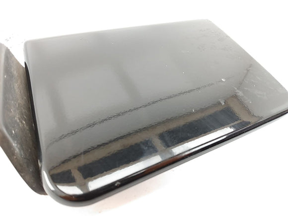 Land Rover Discovery Fuel Door