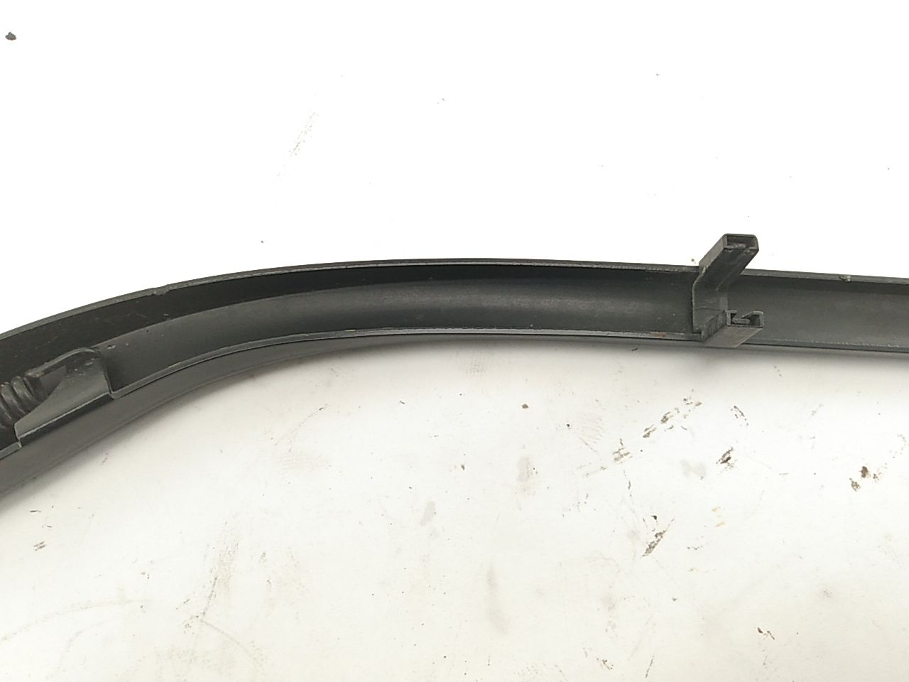 Land Rover Discovery Front Left Wiper Arm
