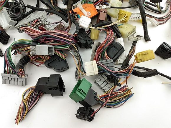 Land Rover Discovery Central Body Wire Harness Pigtails