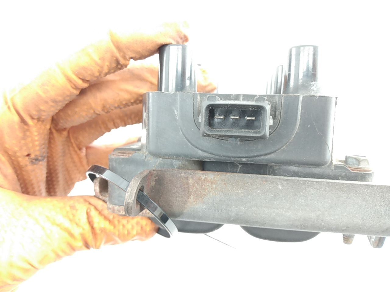 Land Rover Discovery Coil Packs and Mounting Bracket