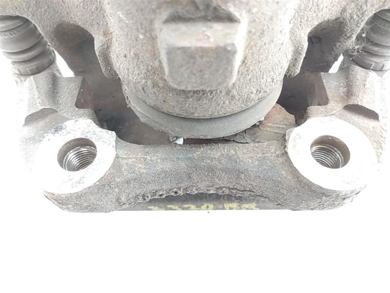 Land Rover Discovery Right Rear Brake Caliper