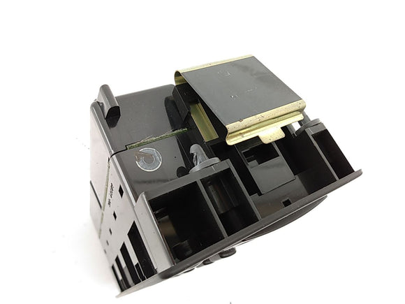 Land Rover Discovery Center Console Climate Control Panel