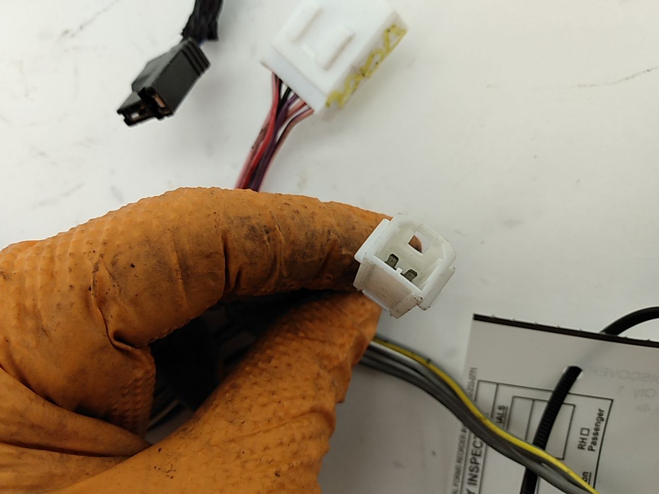 Land Rover Discovery Left Rear Door Wiring Harness