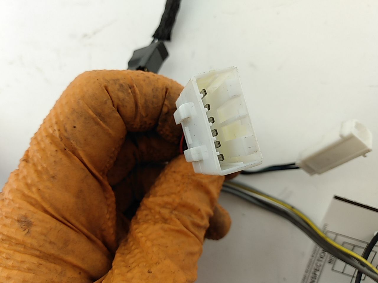 Land Rover Discovery Left Rear Door Wiring Harness