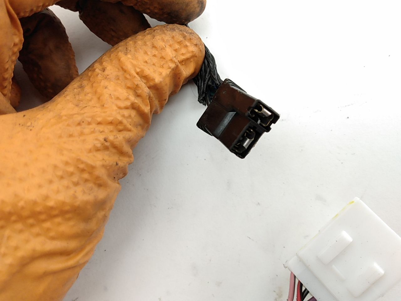 Land Rover Discovery Left Rear Door Wiring Harness
