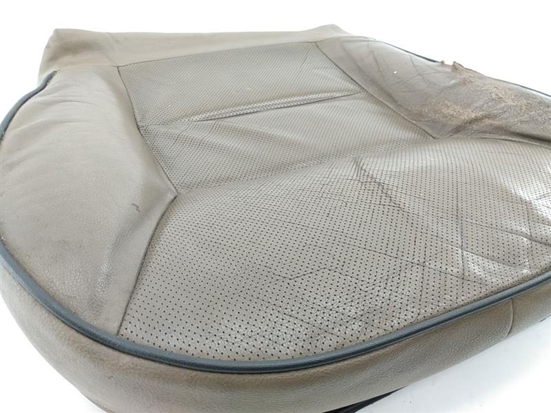 Land Rover Discovery Front Left Seat Cushion **AS-IS**