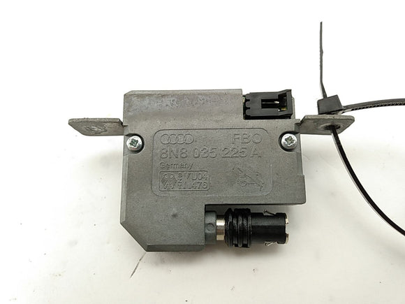 Audi TT Antenna Booster Module