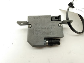 Audi TT Antenna Booster Module - 0