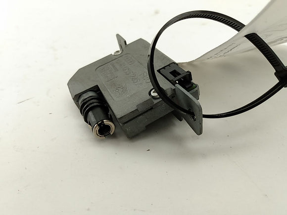 Audi TT Antenna Booster Module