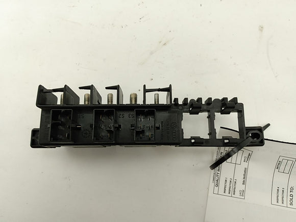 Audi TT Front Left Relay & Fuse Plate