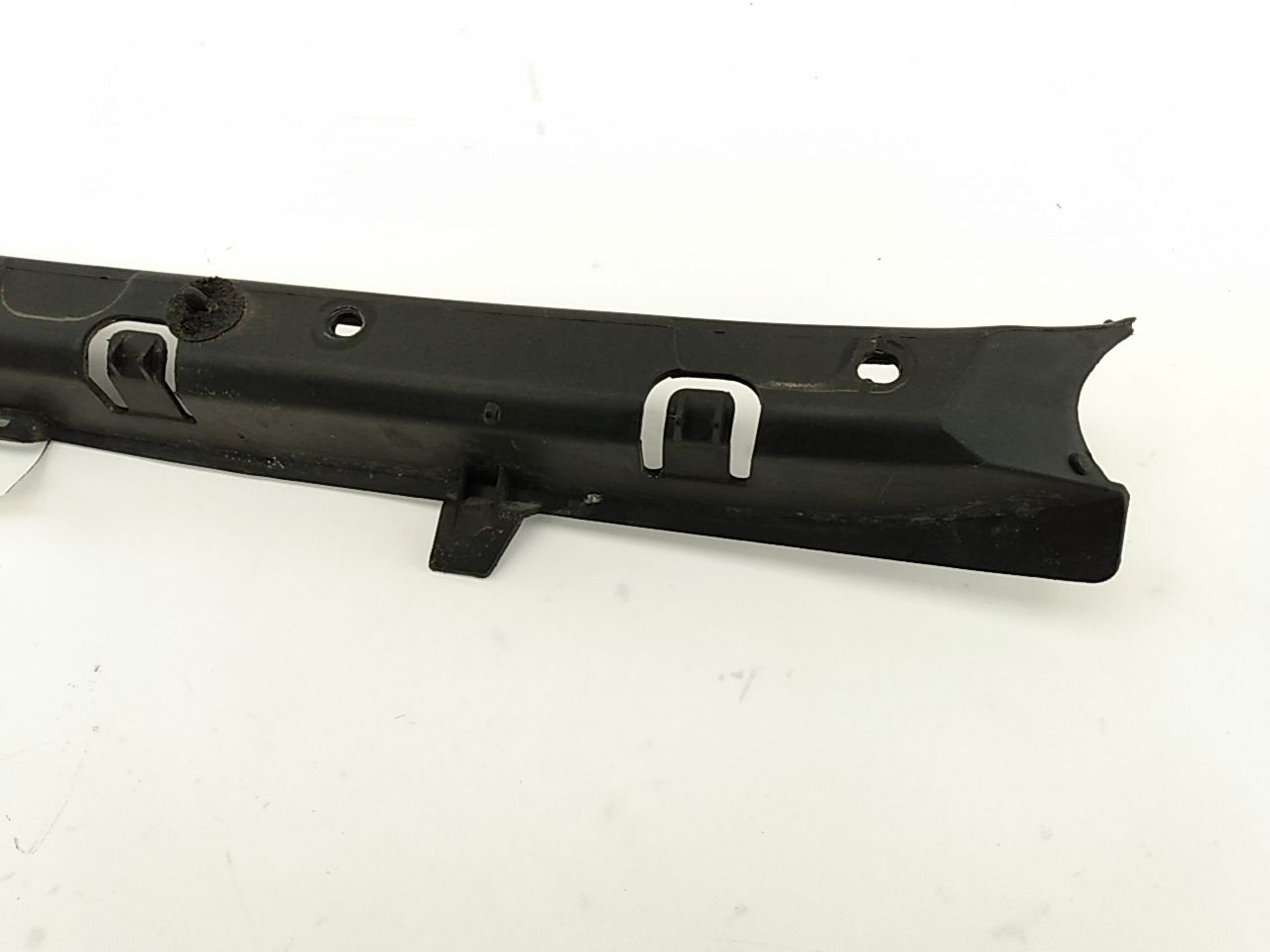 Jaguar XJ8L Right Rear Bumper Bracket