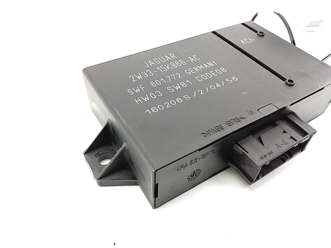 Jaguar XJ8L Rear Parking Assist Control Module - 0