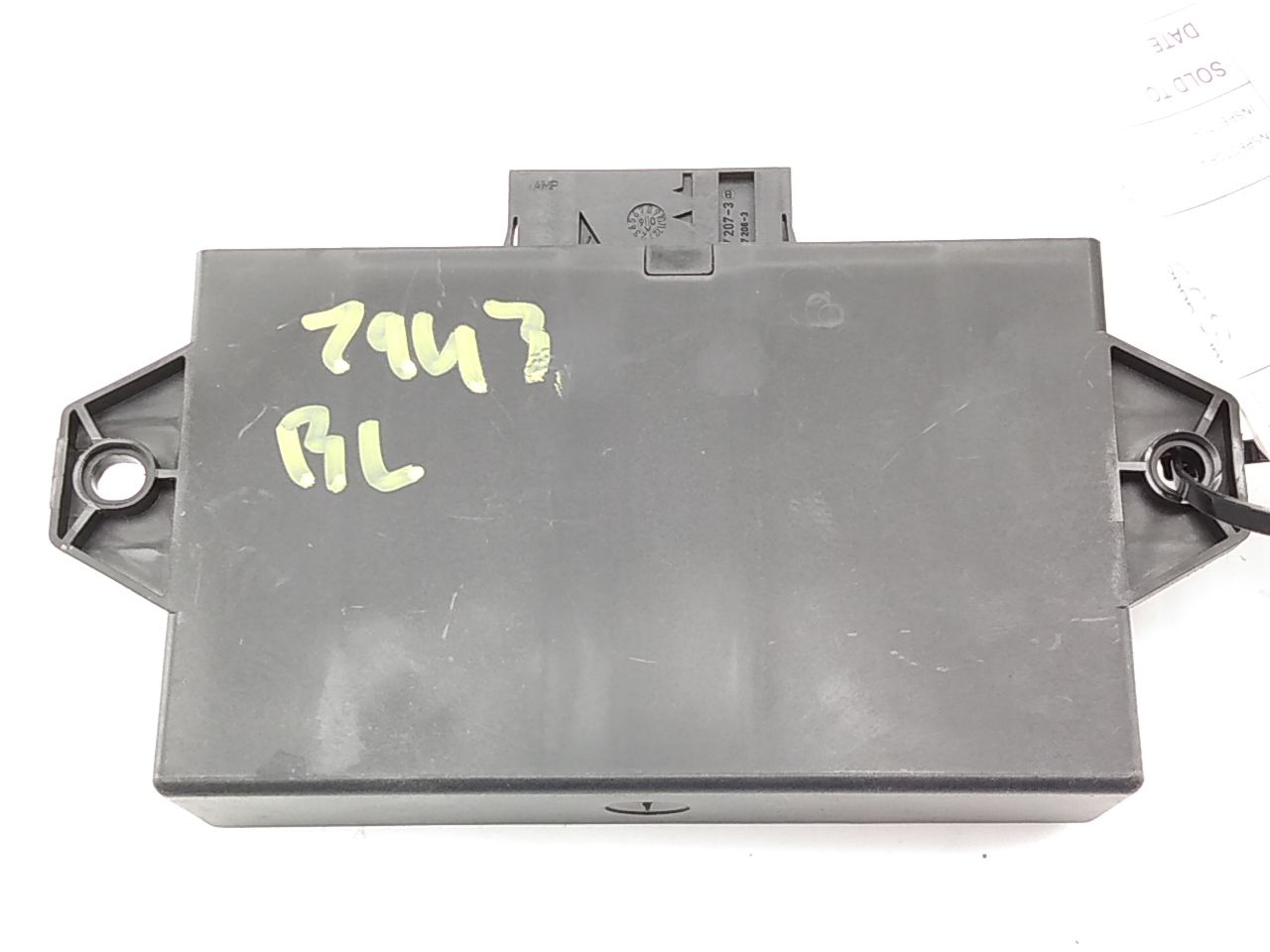 Jaguar XJ8L Rear Parking Assist Control Module