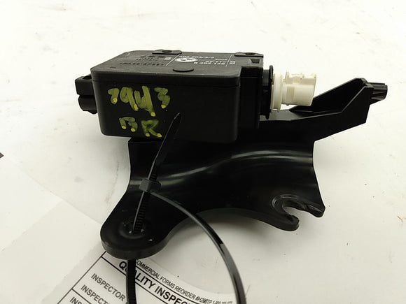Jaguar XJ8L Fuel Door Actuator