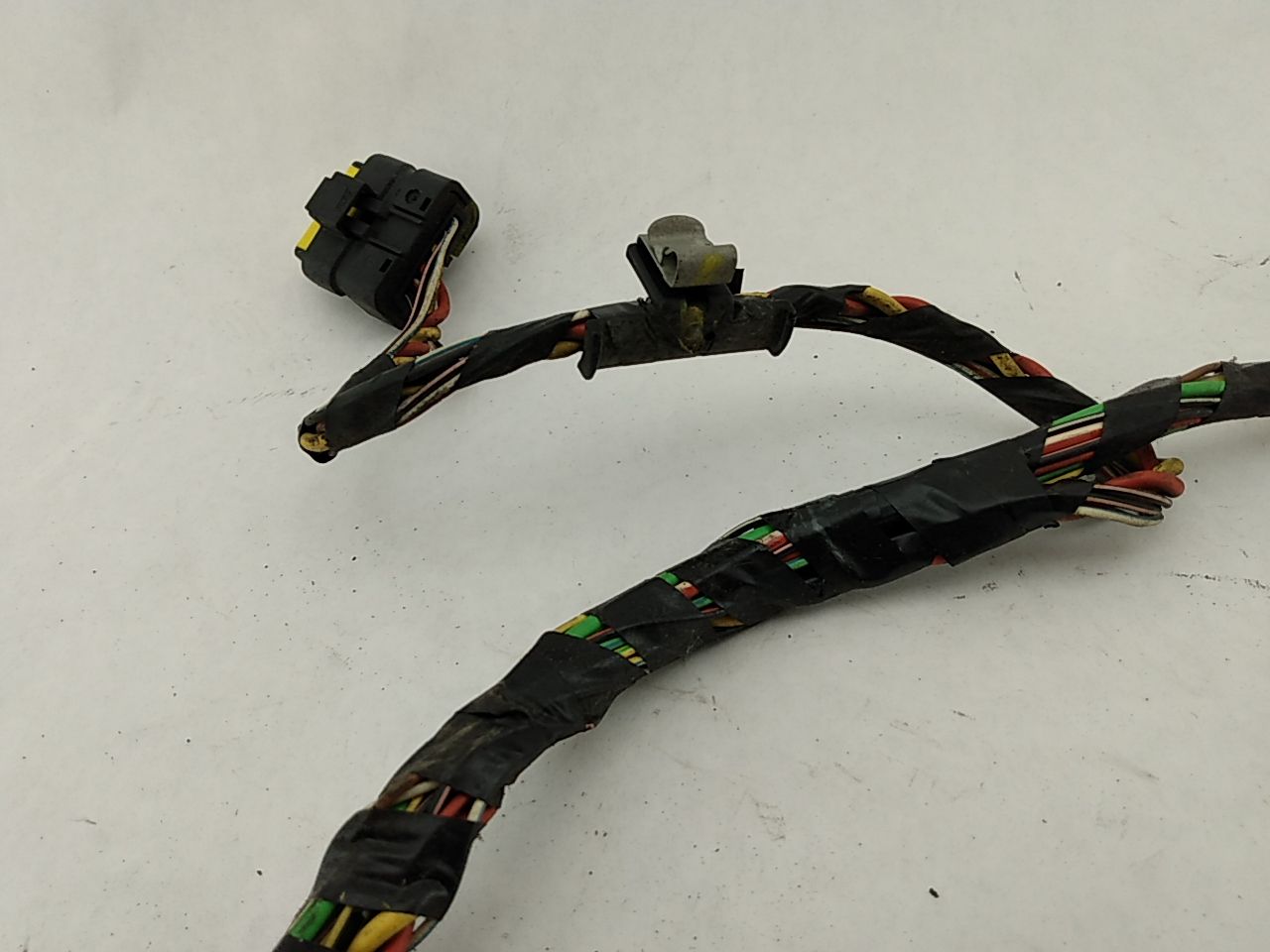 Jaguar XJ8L Fuel Tank Wire Harness