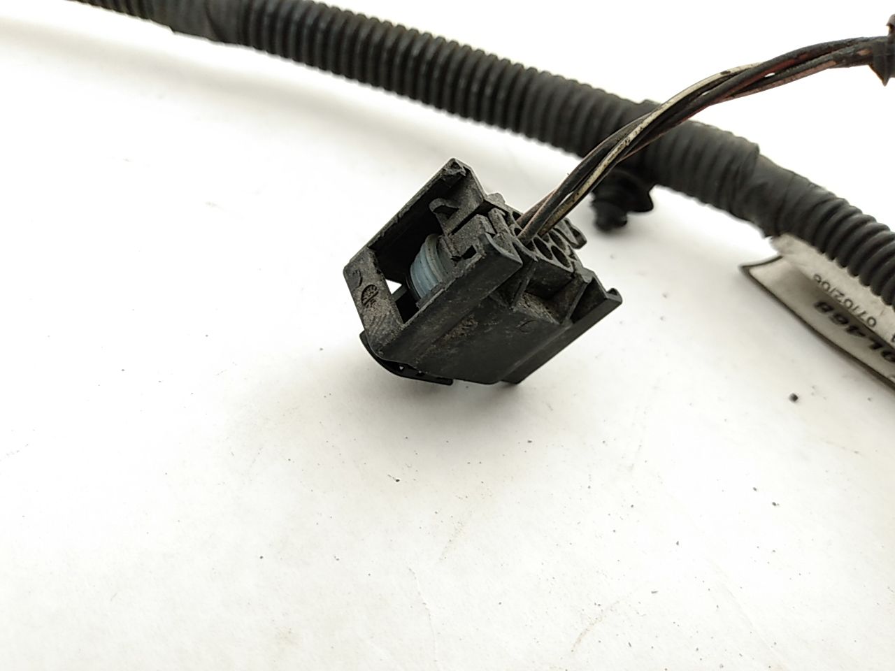 Jaguar XJ8L Rear Subframe Wire Harness