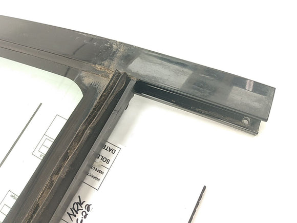 Jaguar XJ8L Right Rear Quarter Glass