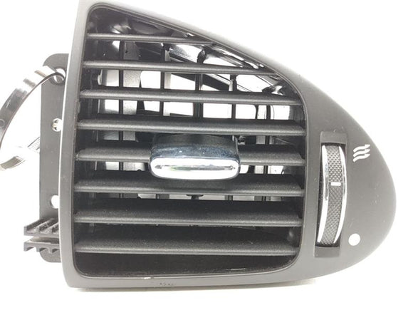 Jaguar XJ8L Right Dashboard Air Vent