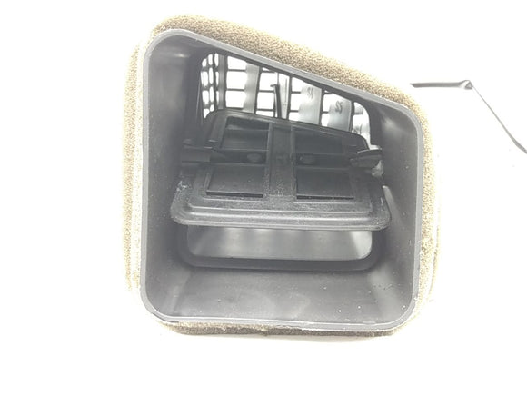 Jaguar XJ8L Left Dash Air Vent