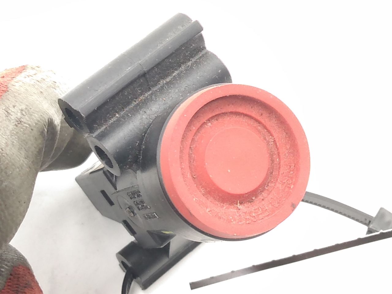 Jaguar XJ8L Fuel Pump Shutoff Safety Switch