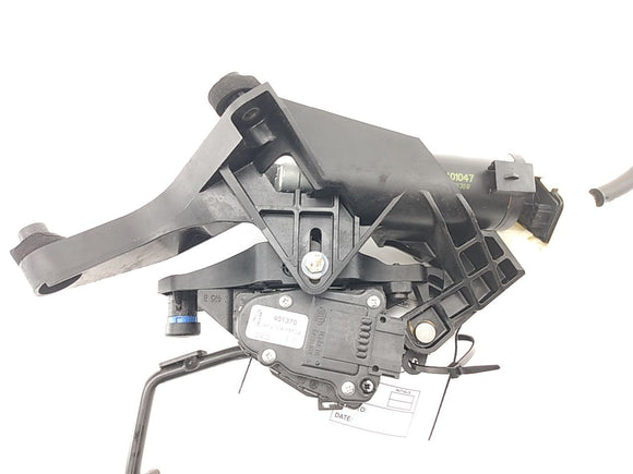 Jaguar XJ8L Throttle Pedal Assembly