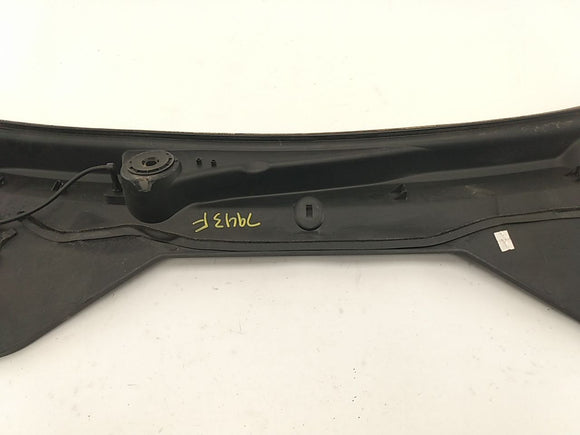 Jaguar XJ8L Front Dash Vent Cowl