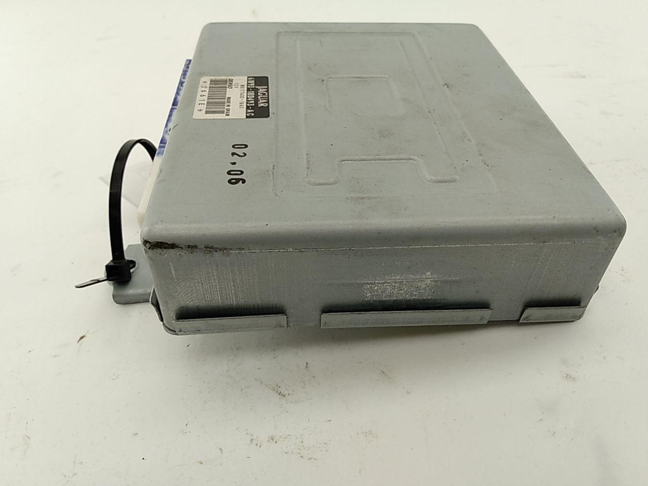 Jaguar XJ8L Air Conditioner Control Module