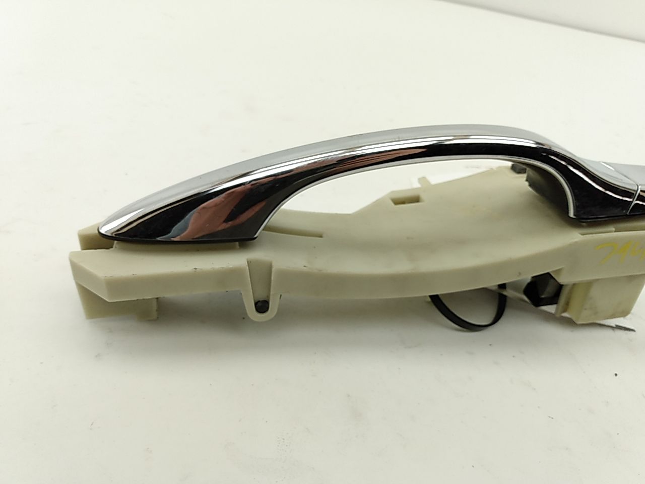 Jaguar XJ8L Front Right Exterior Door Handle