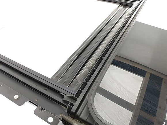 Jaguar XJ8L Power Moonroof Assembly