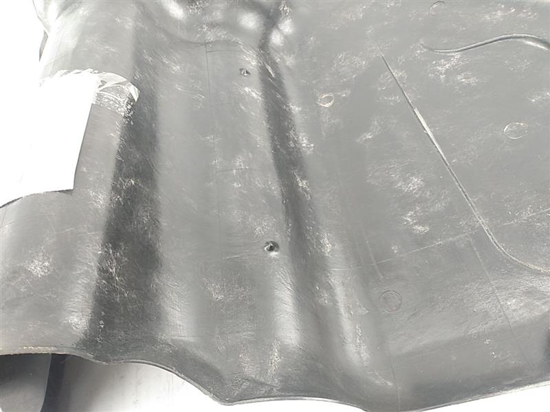 Jaguar XJ8L Fuel Tank Guard Trim