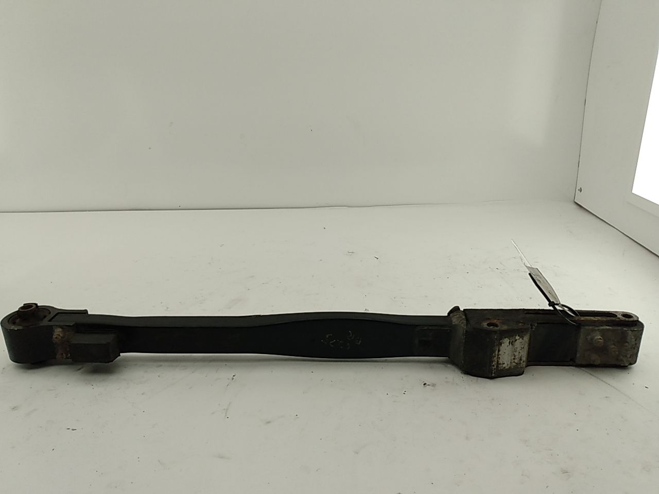 Land Rover 4.0SE Rear Right Radius Arm - 0