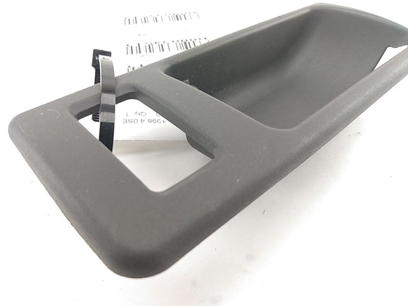 Land Rover 4.0SE Rear Right Door Handle Trim