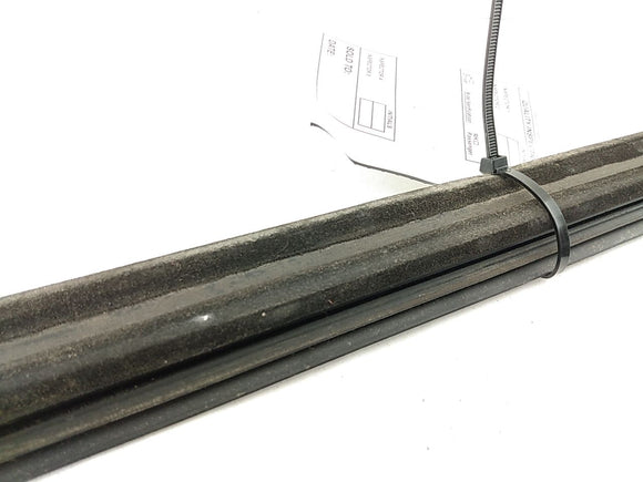 Land Rover 4.0SE Rear Left Door Window Sweep