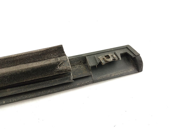 Land Rover 4.0SE Rear Left Door Window Sweep