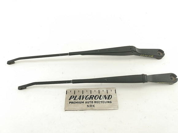 Land Rover 4.0SE Front Wiper Arm Set