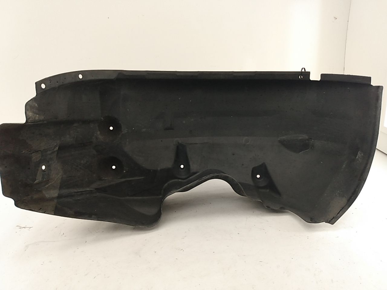 Land Rover 4.0SE Front Right Fender Liner