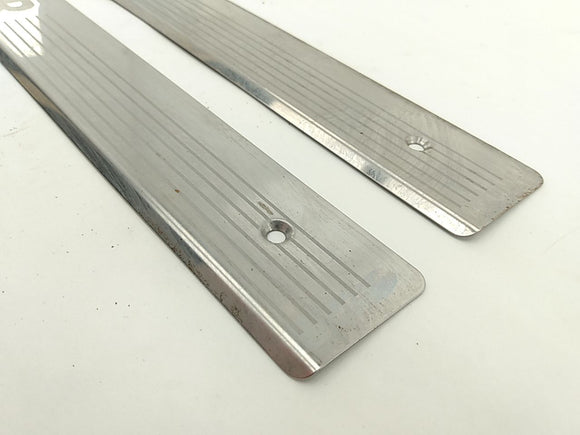 Land Rover 4.0SE Front Left Sill Plate