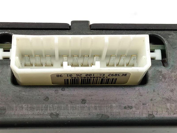 Land Rover 4.0SE Front Left Door Speaker Amplifier