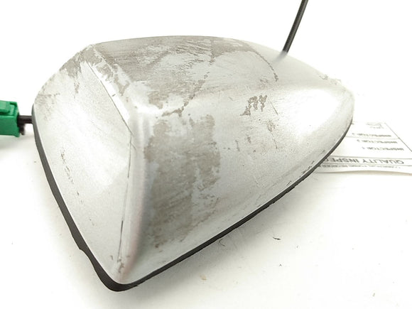 Infiniti G37 Roof Antenna