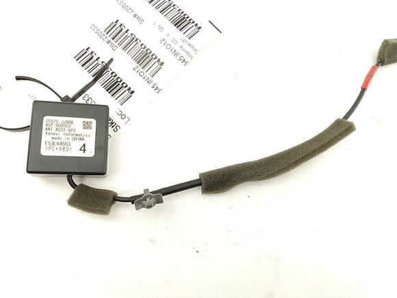 Infiniti G37 GPS Antenna