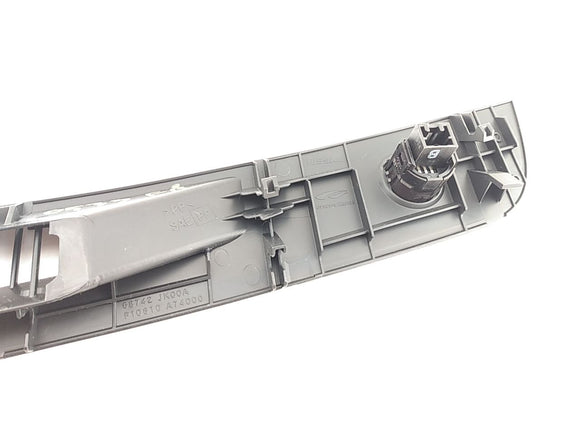 Infiniti G37 Right & Left Defrost Vent