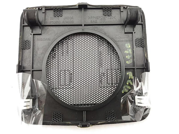 Infiniti G37 Front Left Speaker Grille
