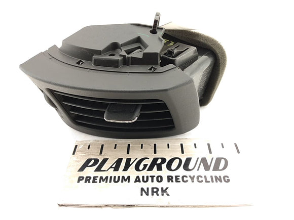 Infiniti G37 Front Left Vent