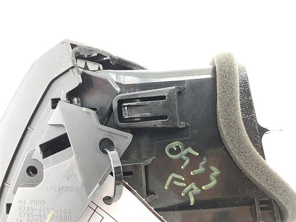 Infiniti G37 Front Right Vent