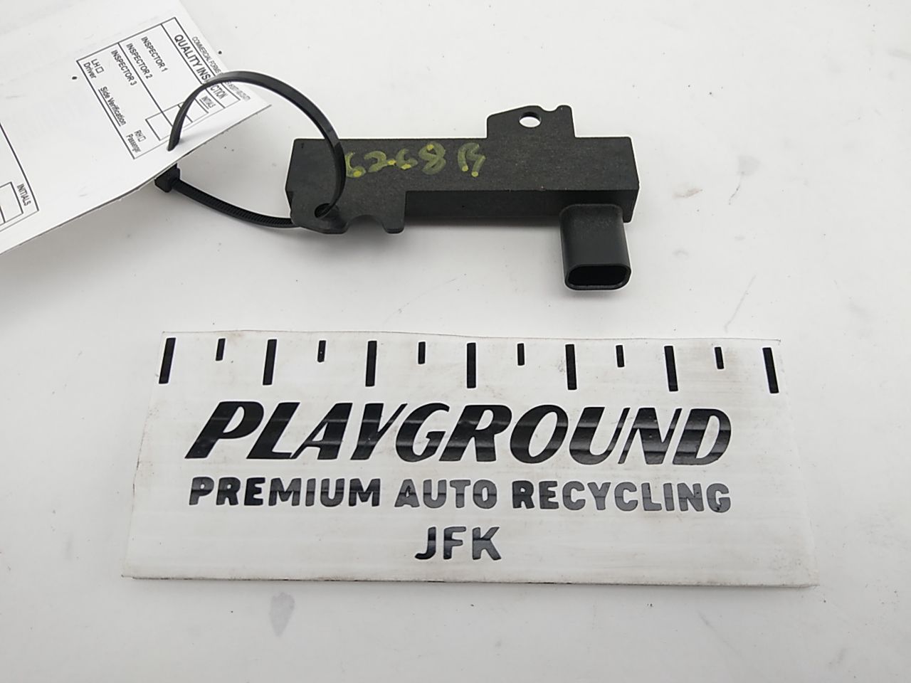 Jaguar XF Rear Keyless Entry Antenna