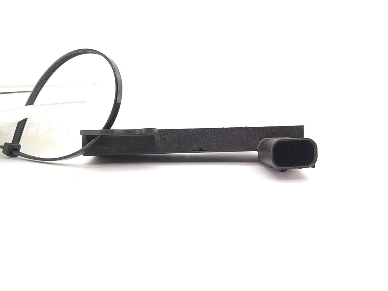 Jaguar XF Rear Keyless Entry Antenna